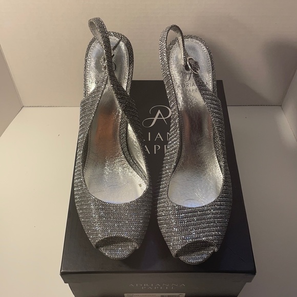 Adrianna papell peep toe silver shinning heel - Picture 1 of 10